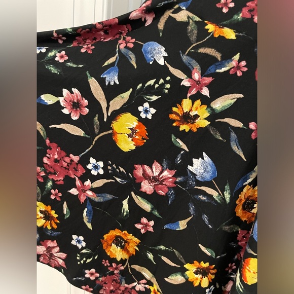 The General Good Reign Back Detail Brushed Knit Dress - Black Floral Dress - Picture 4 of 5